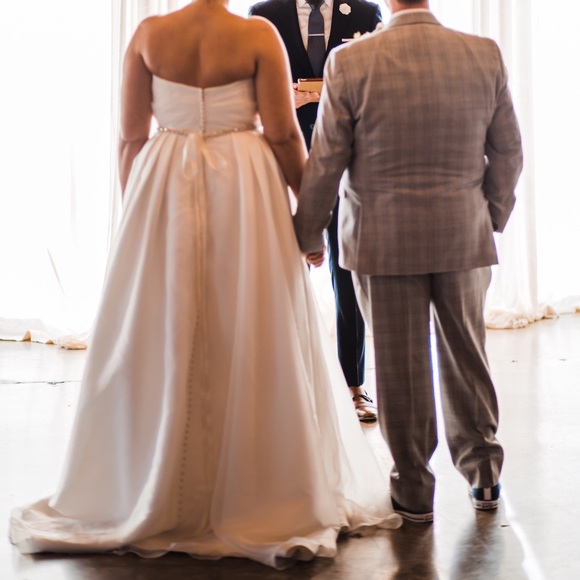 Wedding Gown - Picture 2 of 2